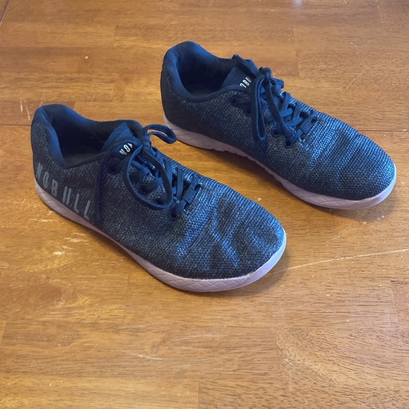 NOBULL Unisex Womens Sz 10.5 Mens Sz 9 Black Heather Dusty Rose Outwork Trainers - Picture 2 of 10